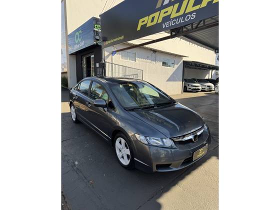HONDA CIVIC 1.8 LXS 16V FLEX 4P MANUAL